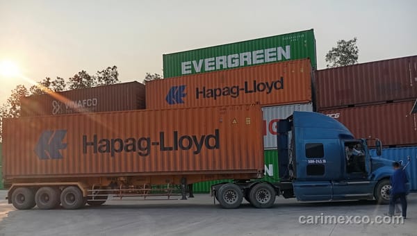 Đầu kéo CARIMEX nhận container tại bãi Nhơn Trạch chuẩn bị đi cảng